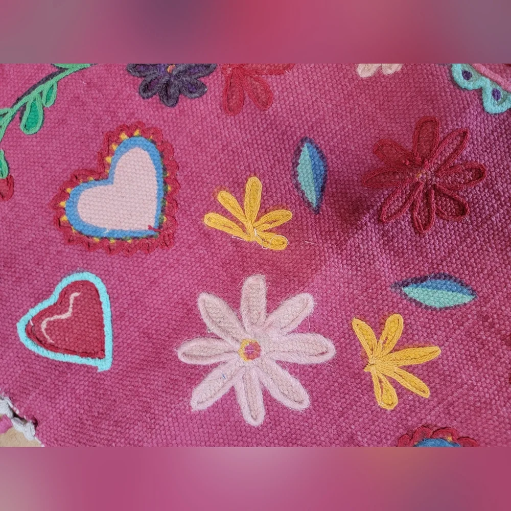Gorgeous Rachel Zoe Colorful Heart and Floral Pattern Rug ❤️ - Picture 3 of 8
